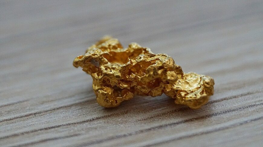gold nugget 2269846 1280 Бір жылда алтын кендерін өндіру 26%-ға өсті
