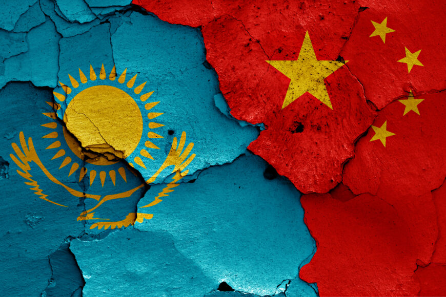 Товарооборот Казахстана и Китая вырос на треть за год