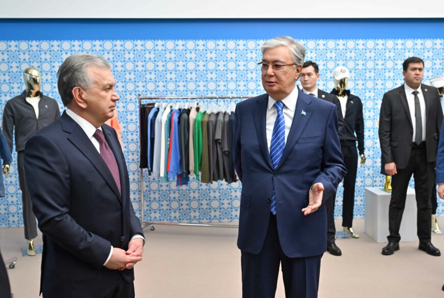 1712312104 KZ1 2502 2 Президент Касым-Жомарт Токаев прибыл в Узбекистан с рабочим визитом