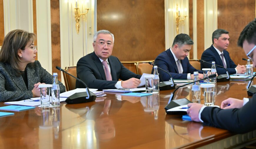 1759915359 2 Президент провёл совещание по вопросам устойчивого развития экономики и повышения благосостояния граждан
